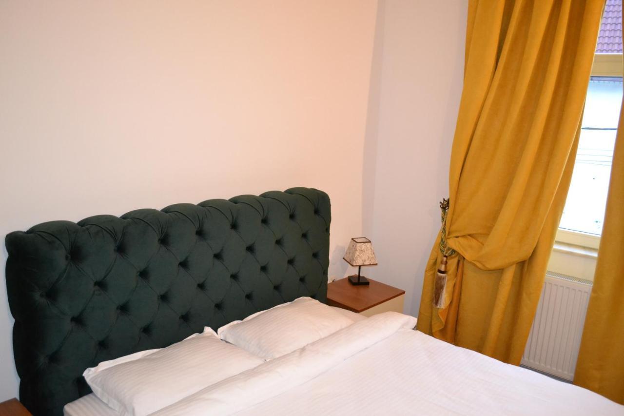 Castle Gate Hotel Bran  Esterno foto