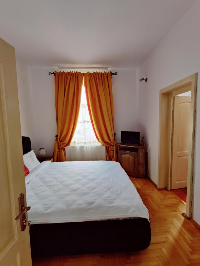 Castle Gate Hotel Bran  Esterno foto